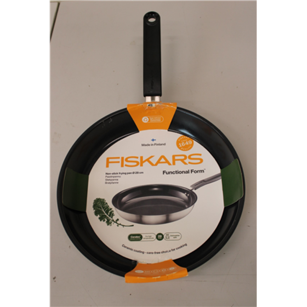 SALE OUT. PAN FRYING FF 28M CERAMIC COATED 1072312 , Fiskars CHIPPED ENAMEL, SCRATCHED
