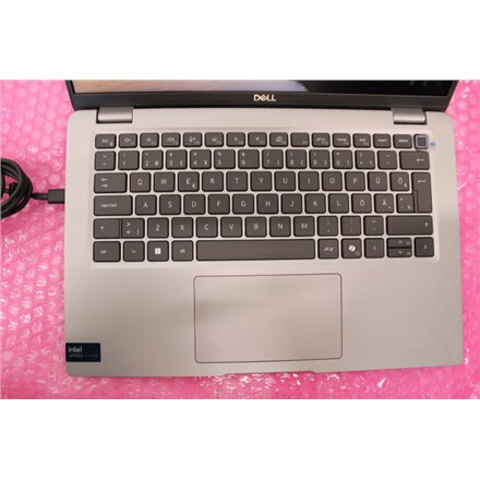 SALE OUT. Dell , Latitude 5450 , 14 , IPS , FHD , 1920 x 1080 pixels , Anti-glare , Intel Core Ultra 5 , 135U , 16 GB , DDR5 , Solid-state drive capacity 512 GB , Intel Integrated Graphics , Windows 11 Pro , 802.11ax , Bluetooth version 5.3 , WWAN ready ,
