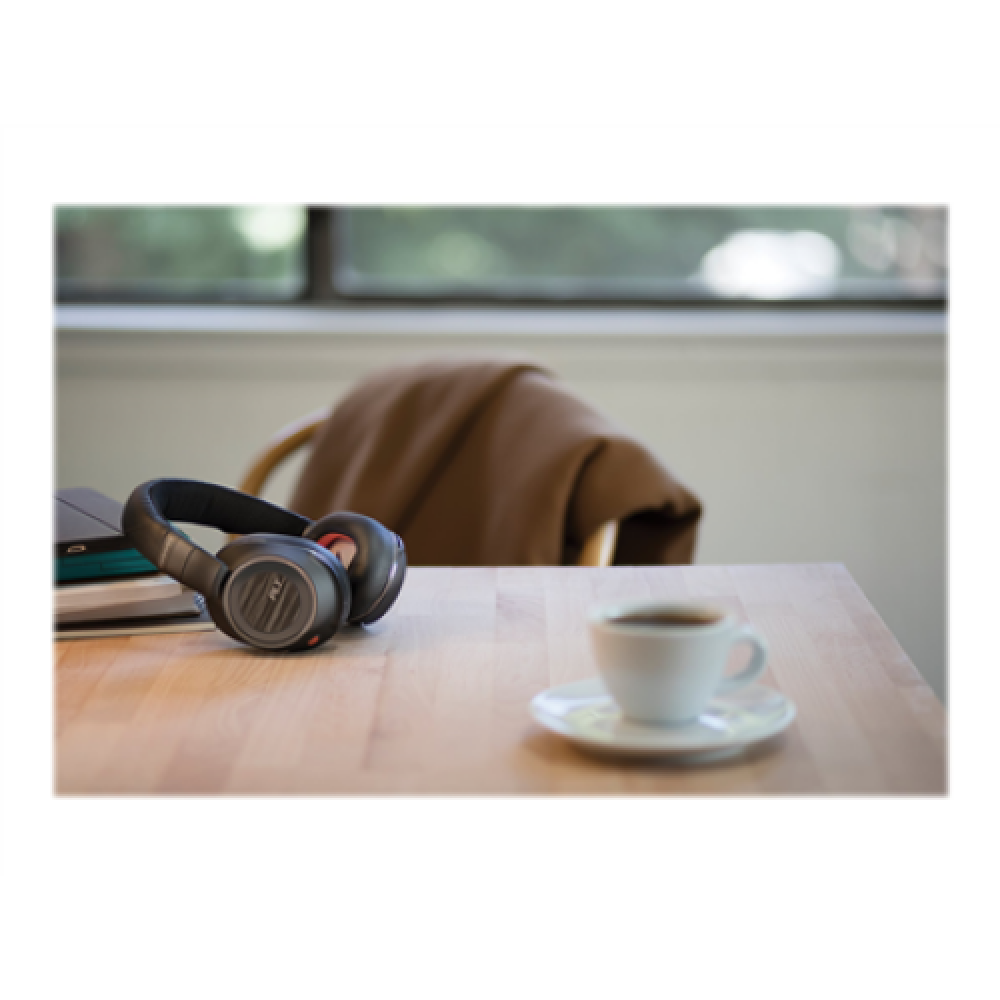 Poly VOYAGER 8200 UC,B8200,BLACK,WW Poly USB-A Headset Built-in microphone Black Wireless USB Type-A Bluetooth