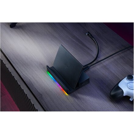 Razer Handheld Dock Chroma - USB Type C 6-in-1 Docking Station