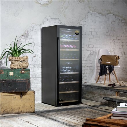 Caso , Smart Wine Cooler , WineExclusive 126 , Energy efficiency class G , Showcase , Free standing , Bottles capacity 126 bottles , Cooling type Compressor technology , Black