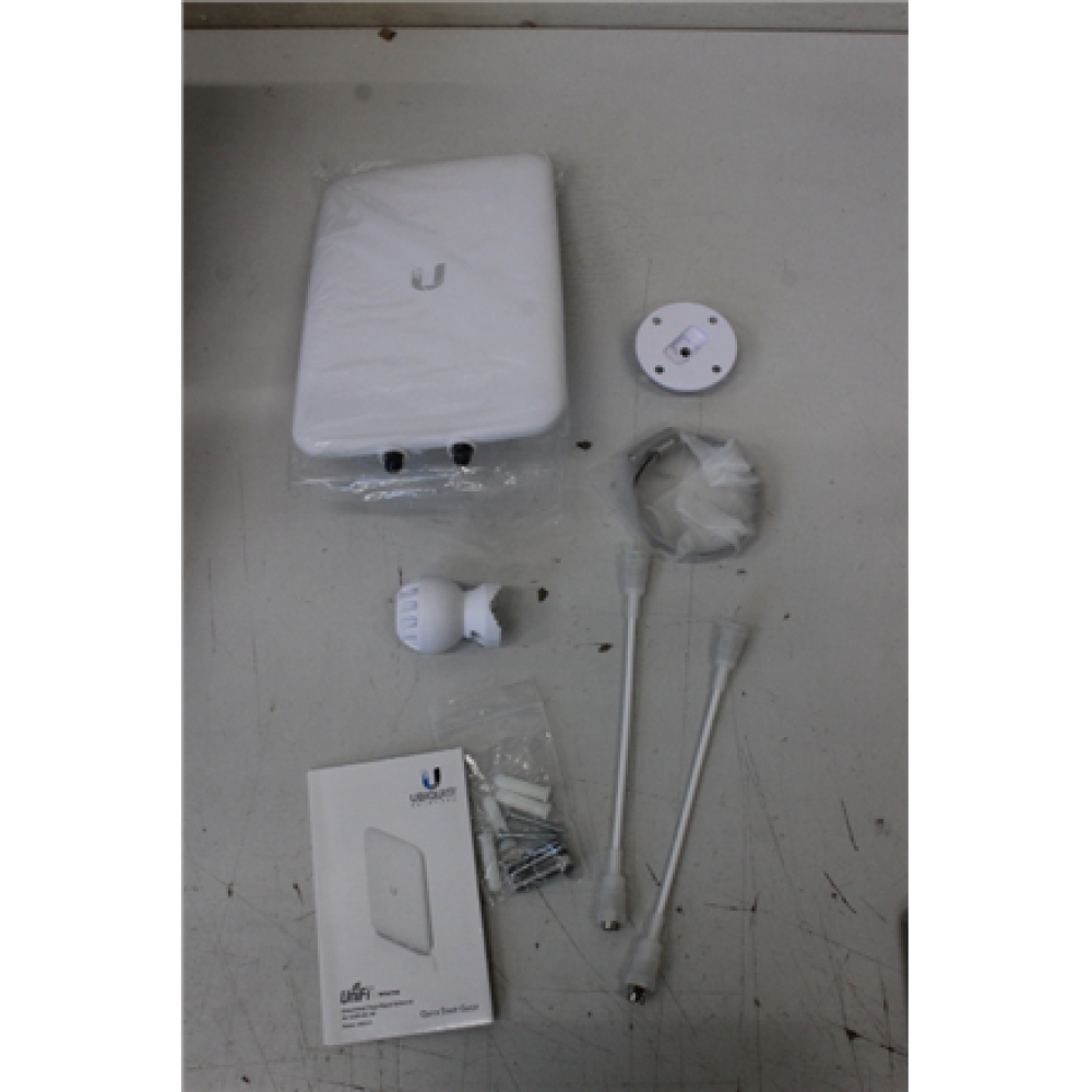 SALE OUT. Ubiquiti UMA-D AC Mesh Dual-Band Antenna, White , AC Dual-Band Antenna , UMA-D , 802.11ac , Mesh Support Yes , MU-MiMO No , No mobile broadband , 12 month(s) , DEMO