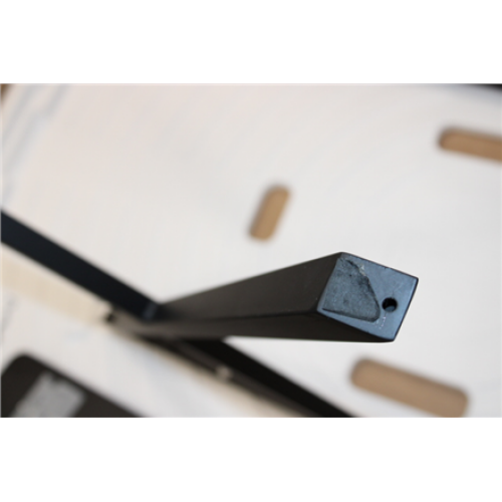 SALE OUT. Genesis Holm 300 RGB Gaming Desk - Black Genesis 15 month(s) WITHOUT ORIGINAL PACKAGING, SCRATCHES AND DENTS AROUND THE TABLE, TABLE LEGS WITHOUT PADDING AND SCRATCHES, WITHOUT FIXING SCREWS.
