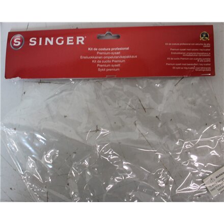 SALE OUT. , Singer Premium Sewing Kit , Mint , 24 month(s) , DAMAGED PACKAGING, DIRTY PARTS