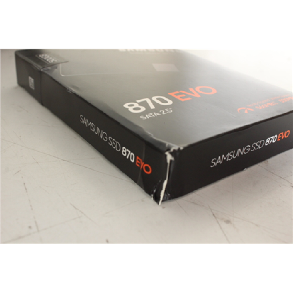 SALE OUT. Samsung SSD 870 EVO 500GB SATA III 2.5 inch , SALE OUT. , Samsung SSD , 870 EVO , 500 GB , SSD form factor 2.5 , Solid-state drive interface SATA III , DAMAGED PACKAGING , Read speed 560 MB/s , Write speed 530 MB/s