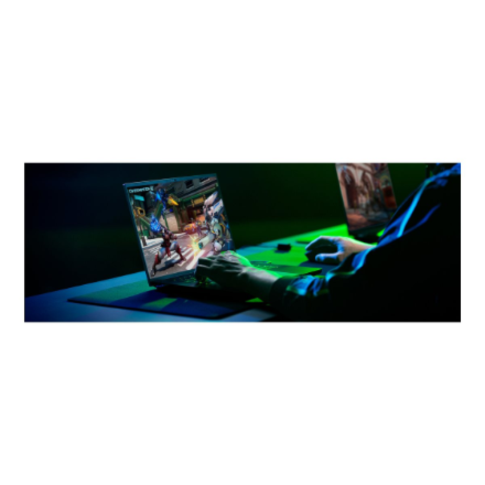 Razer Blade 16 , Black , 16 , OLED , QHD+ , 2560 x 1600 pixels , 240 Hz , AMD Ryzen AI 9 , HX 370 , 32 GB , LPDDR5X , Solid-state drive capacity 2000 GB , GeForce RTX 5090 , GDDR7 , 24 GB , Windows 11 Home , 802.11a/b/g/n/ac/ax/be , Bluetooth version 5.4 