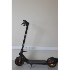 SALE OUT. Ninebot by Segway Kickscooter F40I, Dark Grey/Orange Segway Kickscooter F40I Powered by Segway, 10 , USED AS DEMO, DIRTY, SCTRATCHED, Dark Grey/Orange