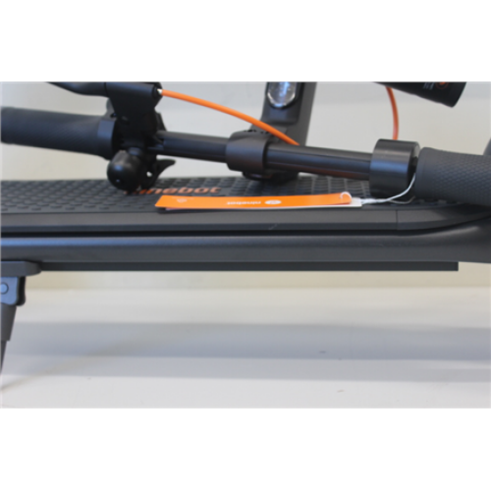 SALE OUT. Ninebot by Segway Kickscooter F2 Plus E, Black / DAMAGED PACKAGING, SCRATCHES ON SIDE Segway , Kickscooter F2 Plus E , Black