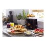 Philips , Daily collection toaster , HD2582/90 , Power 830 W , Number of slots 2 , Housing material Plastic , Black