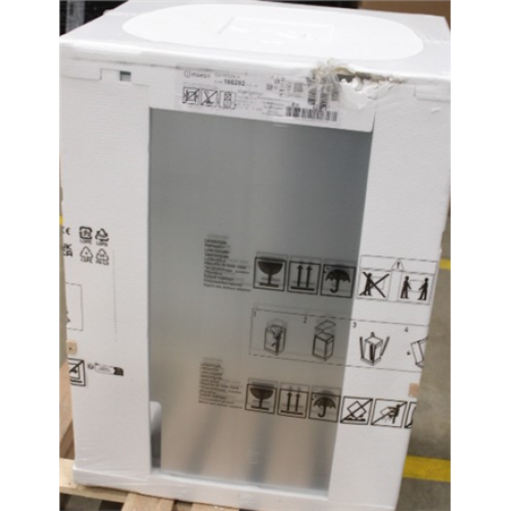 INDESIT , Dishwasher , D2I HD524 A , Built-in , Width 59.8 cm , Number of place settings 14 , Number of programs 8 , Energy efficiency class E , Display , Does not apply , DAMAGED PACKAGING