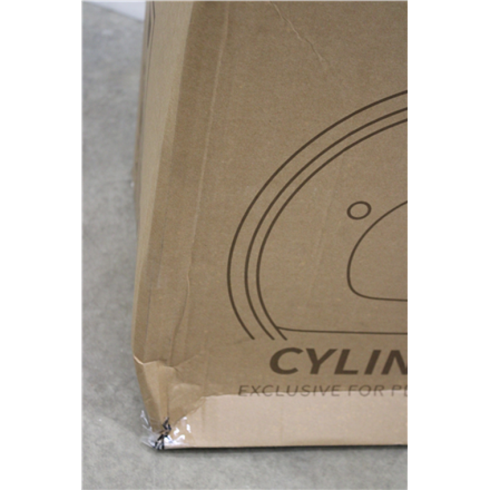 SALE OUT. PETKIT DAMAGED PACKAGING