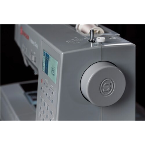 Singer , Computerized Sewing Machine , HD6805C Heavy Duty , Number of stitches 586 , Number of buttonholes 9 , Grey