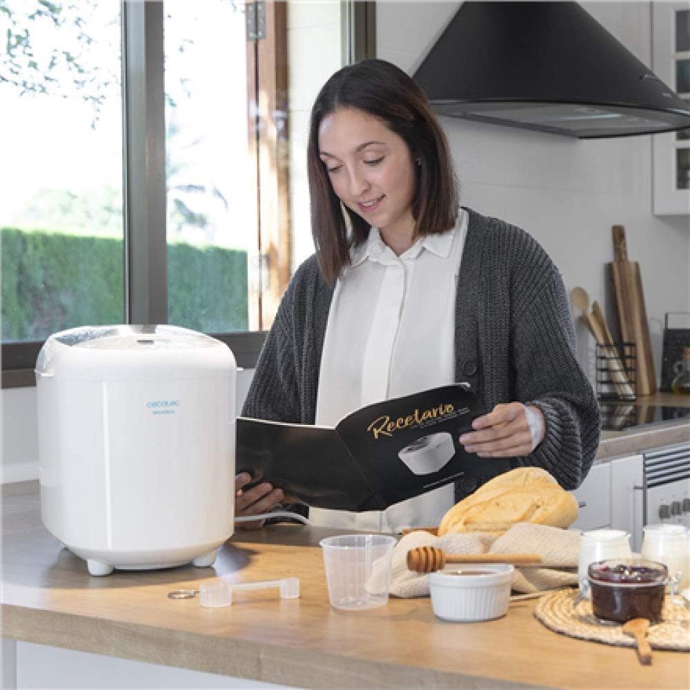 Cecotec Bread Maker , Bread&Co 1000 Delicious , Number of programs 19 , Display LCD