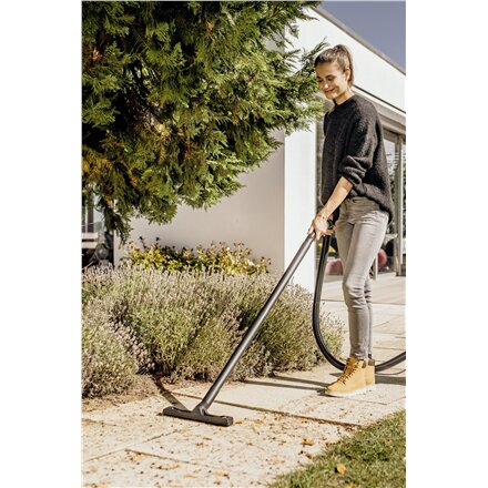 Karcher , Vacuum Cleaner WD 3 S V-17/4/20 + 4 FB , Wet and dry , Washing function , Wet suction , Power 230 W , Dust capacity 17 L , Yellow
