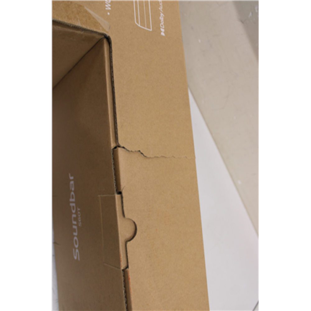 SALE OUT. LG Soundbar 3.1 channel sound system S60T , SALE OUT. LG Soundbar 3.1 Channel Sound System , S60T , DAMAGED PACKAGING,SCRATCHES LONG SPEAKER , Bluetooth