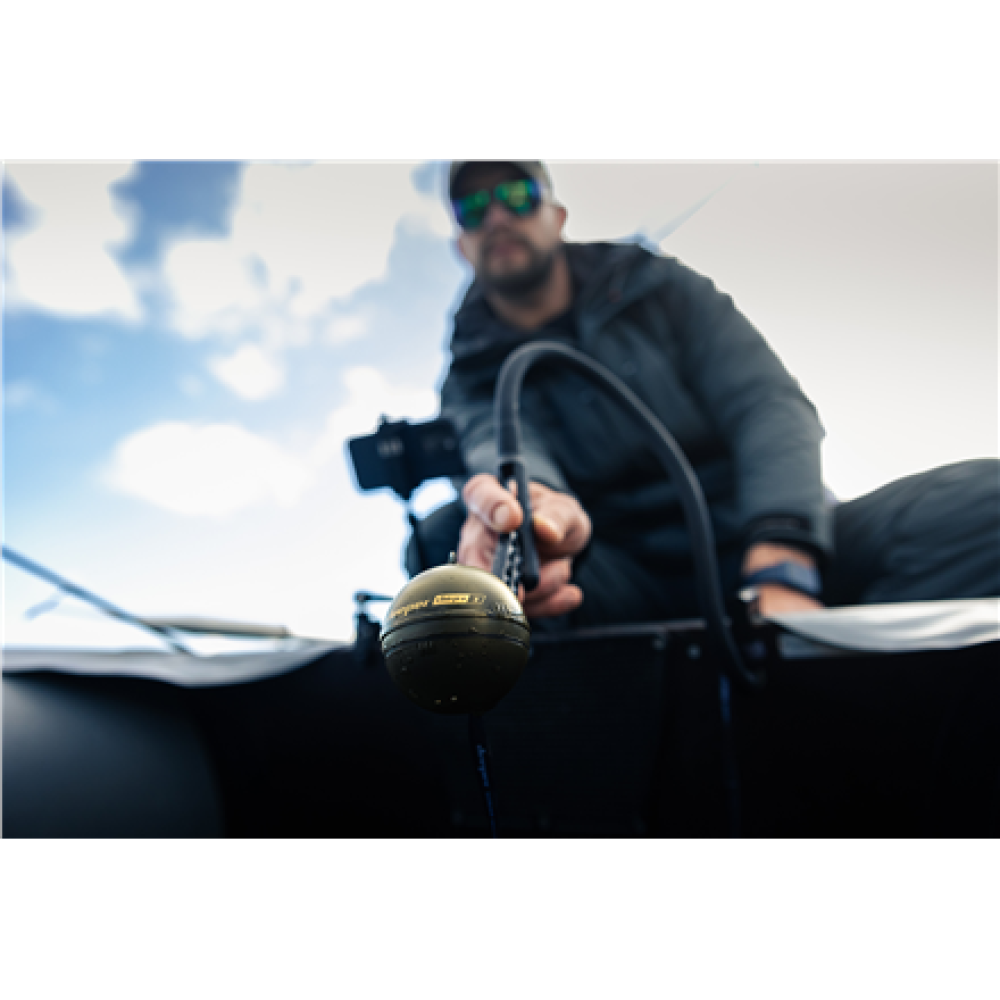 Deeper CHIRP+3 sonar +36W foldable solar charger power bundle