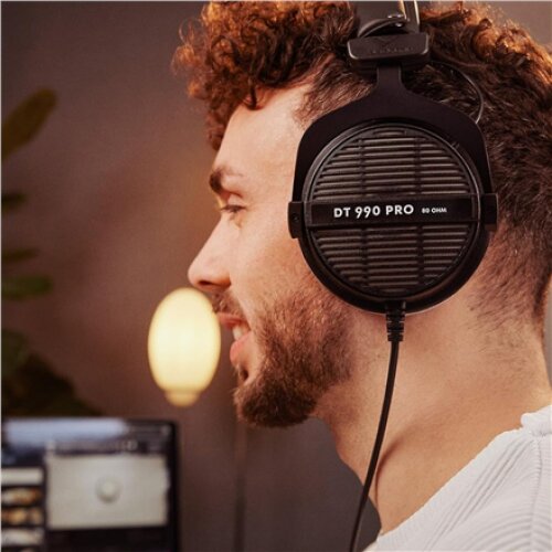 Beyerdynamic , Studio Headphones , DT 990 PRO