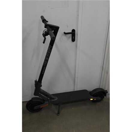 SALE OUT. Xiaomi Electric Scooter 4 Ultra EU , Xiaomi Electric Scooter 4 Ultra EU , 500 W , 25 km/h , 10 , 3 month(s) , DAMAGED PACKAGING, USED AS DEMO