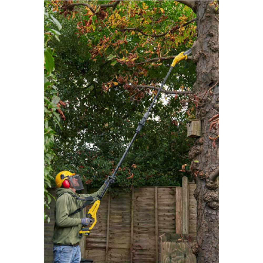 Stanley Cordless chainsaw SFMCPS720M1-QW, 18 V, 20 cm