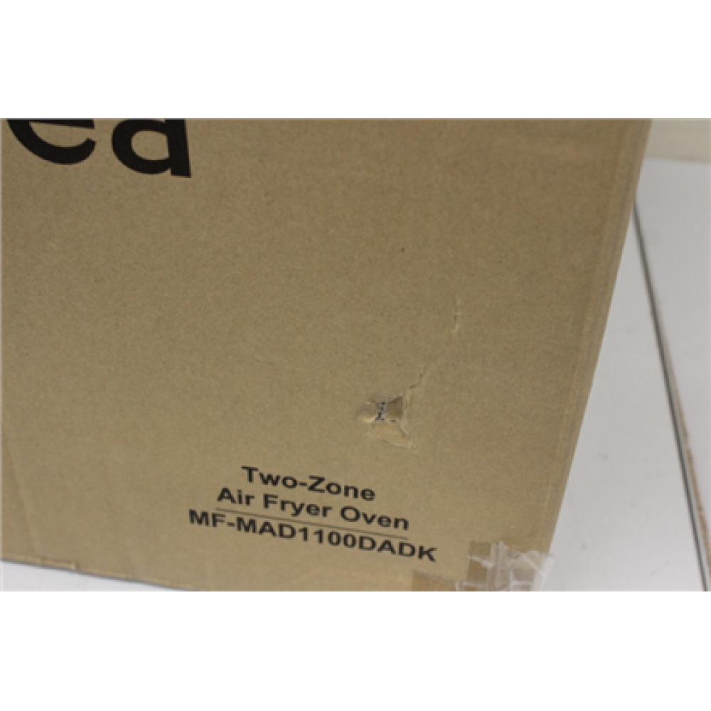 SALE OUT. Midea MAD1100DADK Air fryer digital,Two-zone cavity, 6.4L + 4.4L , Midea , Two Zone Airfryer , MAD1100DADK , Power 1850 W , Capacity 4.4/6.4 L , Rapid Air technology , Black , UNPACKED, DAMAGED PACKAGING, SCRATCHES ON TOP, DENT ON THE SIDE