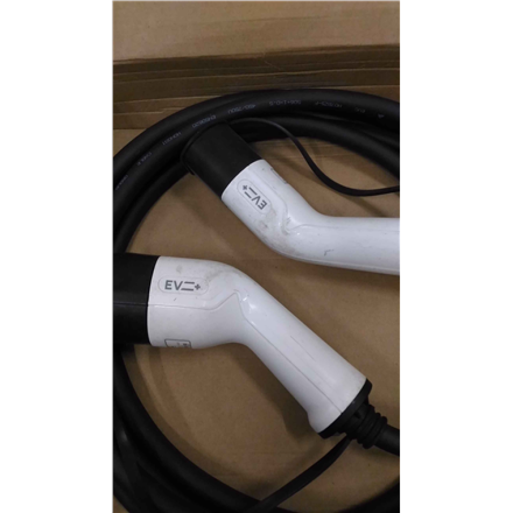 SALE OUT. EV+ Charging Cable Type 2 to Type 2 32A 3 Phase 5m, USED, REFURBISHED, SCRATCHED, DIRTY , EV+ EV-CB-T2-32-3P-W , EV+ Charging Cable Type 2 to Type 2 32A 3 Phase , 5 m