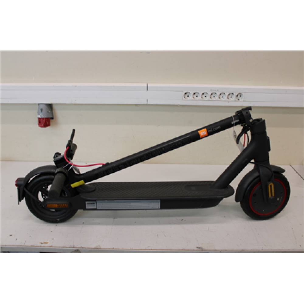 SALE OUT. Xiaomi Mi Electric Scooter Pro 2 (Black) , Xiaomi Mi Electric Scooter Pro 2 , 600 W , 25 km/h , 3 month(s) , Black , USED AS DEMO, DAMAGED PACKAGING