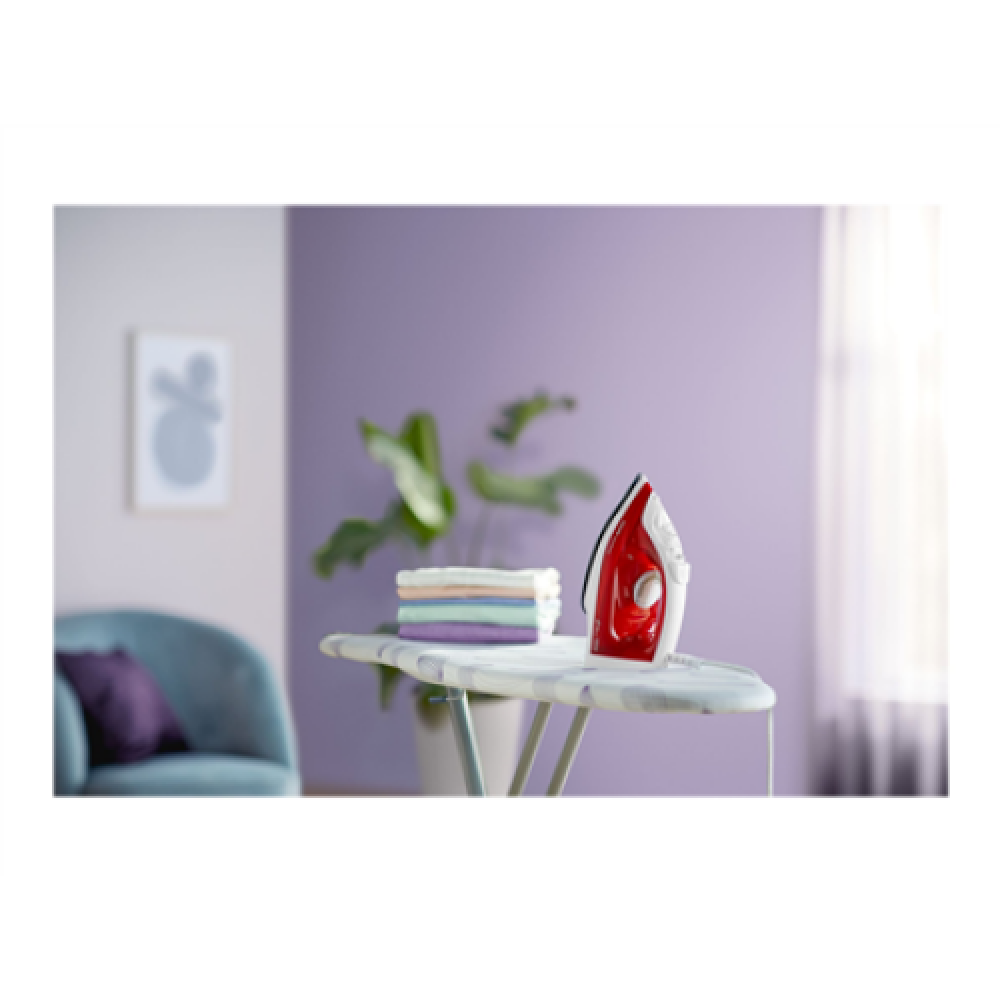 Philips , GC1742/40 EasySpeed , Steam Iron , 2000 W , Water tank capacity ml , Continuous steam 25 g/min , Steam boost performance g/min , Red