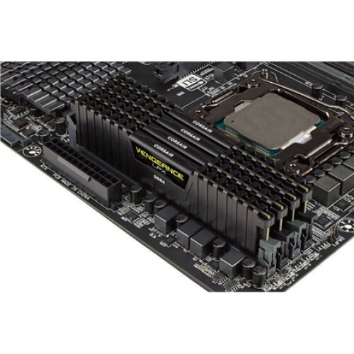 Corsair , 16 GB , DDR4 , 3200 MHz , PC/server , Registered No , ECC No