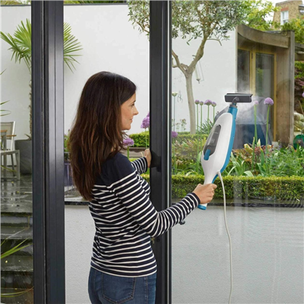 BLACK & DECKER , Steam Mop , FSMH13E5-QS , Corded operating , 1300 W , White