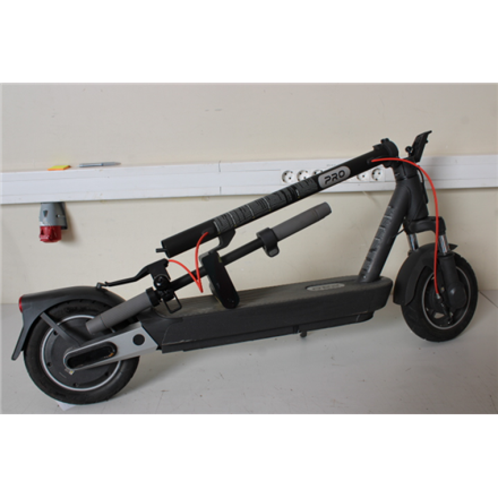SALE OUT. Xiaomi Electric Scooter 5 Pro GL , Xiaomi Electric Scooter 5 Pro GL , USED, SCRATCHED, DIRTY, MISSING REAR WHEEL REFLECTOR