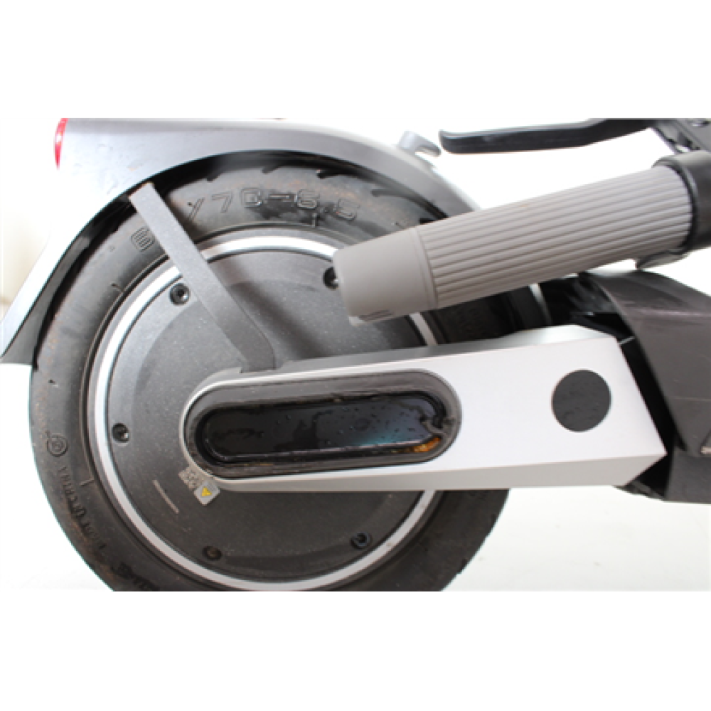 SALE OUT. Xiaomi Electric Scooter 5 Pro GL , Xiaomi Electric Scooter 5 Pro GL , USED, SCRATCHED, DIRTY, MISSING REAR WHEEL REFLECTOR