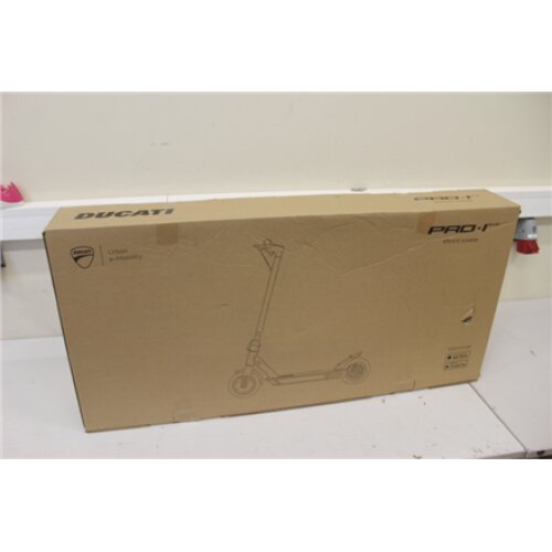 SALE OUT. Ducati Electric Scooter Pro-I, Black Ducati branded Electric Scooter PRO-I, 350 W, 8.5 , 25 km/h, Black