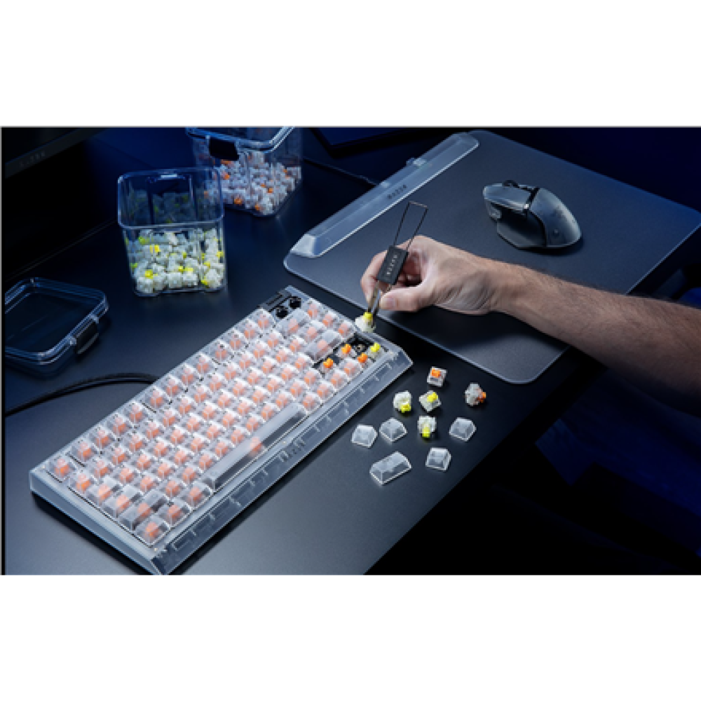 Razer Hot-swappable Mechanical Gaming Keyboard , BlackWidow V4 75% , Gaming Keyboard , Wired , US , Phantom White Edition , USB Type-C , Razer Mechanical Switches (Tactile)