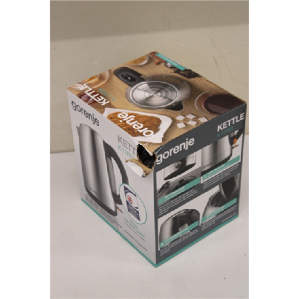 SALE OUT. Gorenje K17FEII Kettle, Electric, 1.7 L Power 2200 W, Metal material, Stainless Steel , Gorenje , K17FEII , Standard , 2200 W , 1.7 L , Stainless steel , 360° rotational base , Stainless Steel , DAMAGED PACKAGING