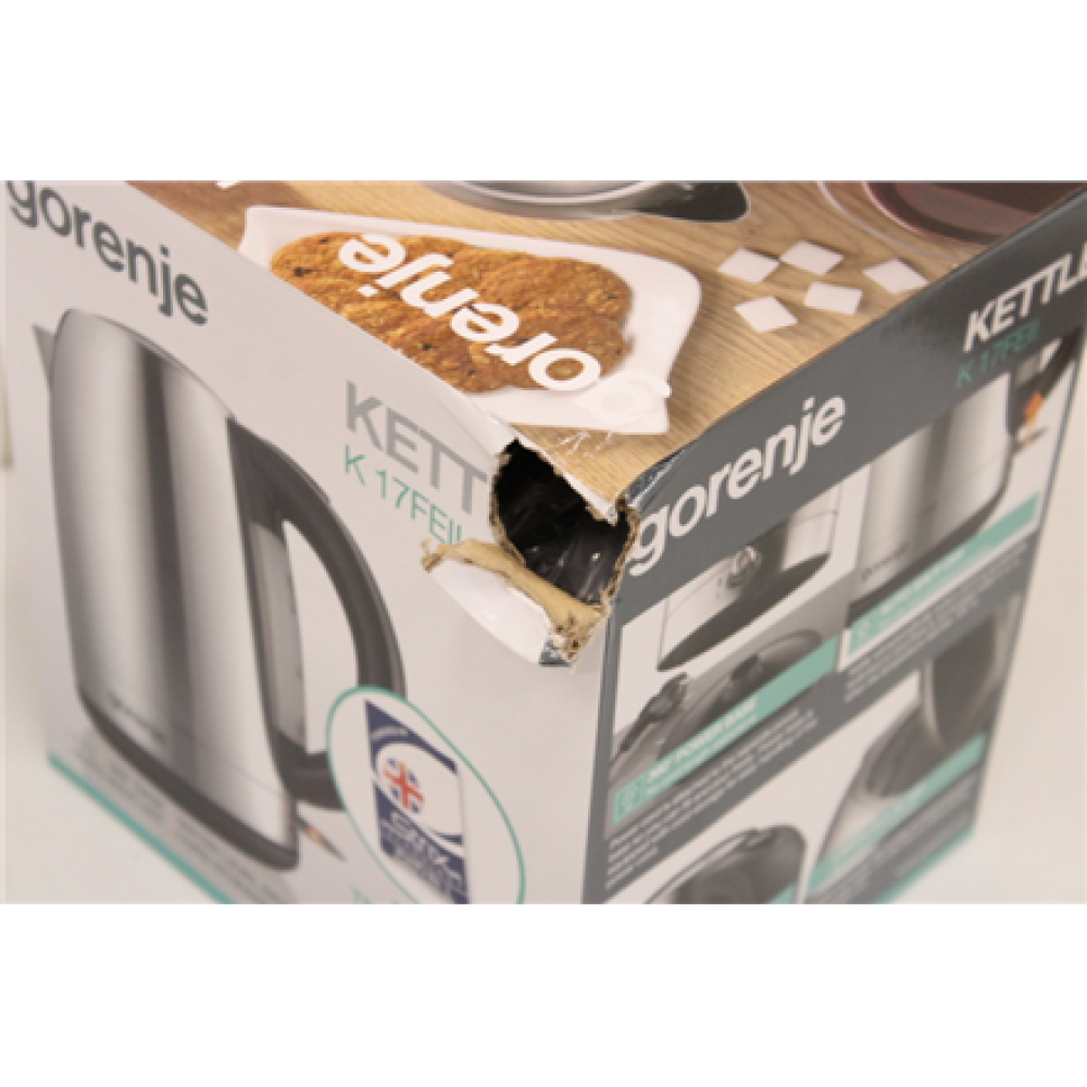 SALE OUT. Gorenje K17FEII Kettle, Electric, 1.7 L Power 2200 W, Metal material, Stainless Steel , Gorenje , K17FEII , Standard , 2200 W , 1.7 L , Stainless steel , 360° rotational base , Stainless Steel , DAMAGED PACKAGING