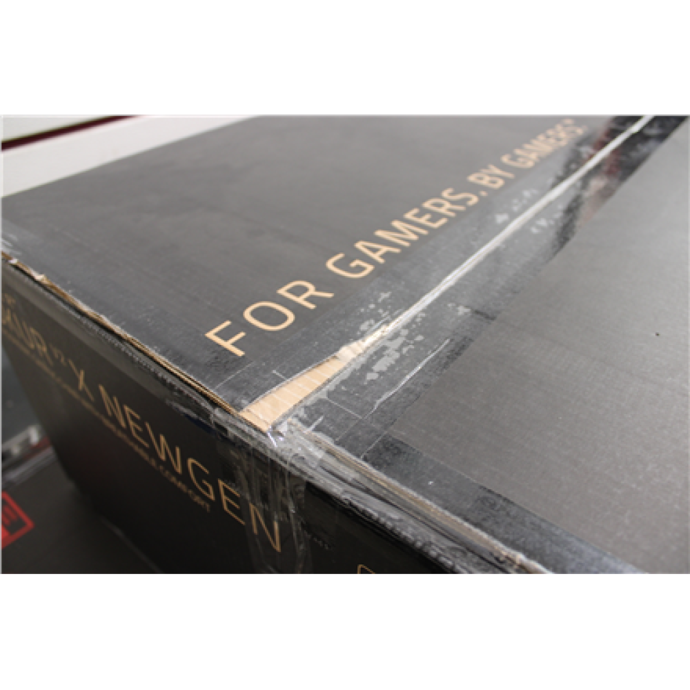 SALE OUT. , Razer Iskur V2 X NewGen , Gaming Chair , Black/Green , DAMAGED ITEM AND PACKAGING. ITEM SCRATCHED, DIRTY. MISSING: GLOVES , 36 month(s)
