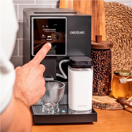 Cecotec Coffee Maker , Cremmaet Compactccino Connected , Pump pressure 19 bar , Built-in milk frother , Super-automatic , Black