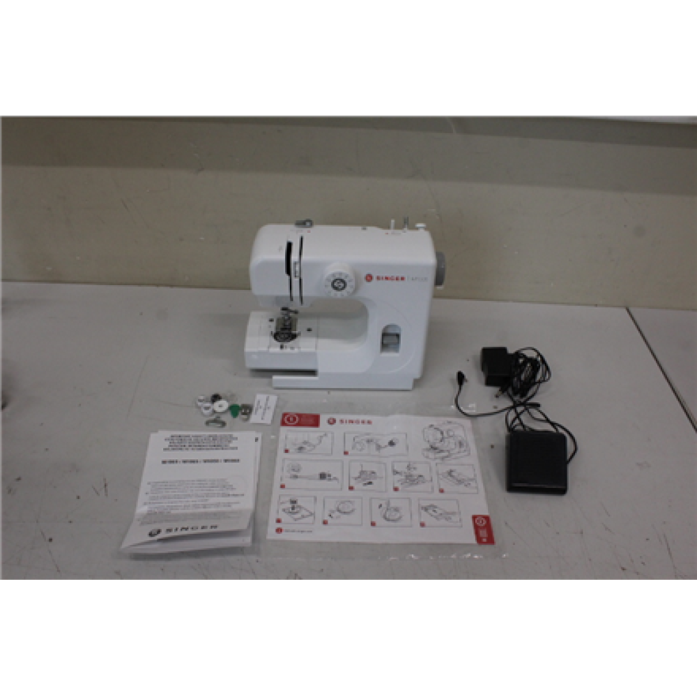 SALE OUT. Singer M1005 Sewing Machine, White , Singer , Sewing Machine , M1005 , Number of stitches 11 , Number of buttonholes 1 , White , DAMAGED PACKAGING, USED, REFURBISHED, SCRATCHED