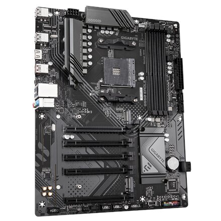 Gigabyte B550 EAGLE , Processor family AMD , Processor socket AM4 , DDR4 , Supported hard disk drive interfaces SATA, M.2 , Number of SATA connectors 4