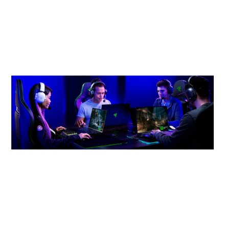 Razer Blade 16 RZ09-05817EN3-R3E1 , Black , 16 , OLED , QHD+ , 2560 x 1600 pixels , 240 Hz , Intel Core Ultra 9 , 386H , 32 GB , LPDDR5X , Solid-state drive capacity 1000 GB , NVIDIA GeForce RTX 5070 Ti , GDDR7 , 12 GB , Windows 11 Home , 802.11be , Bluet