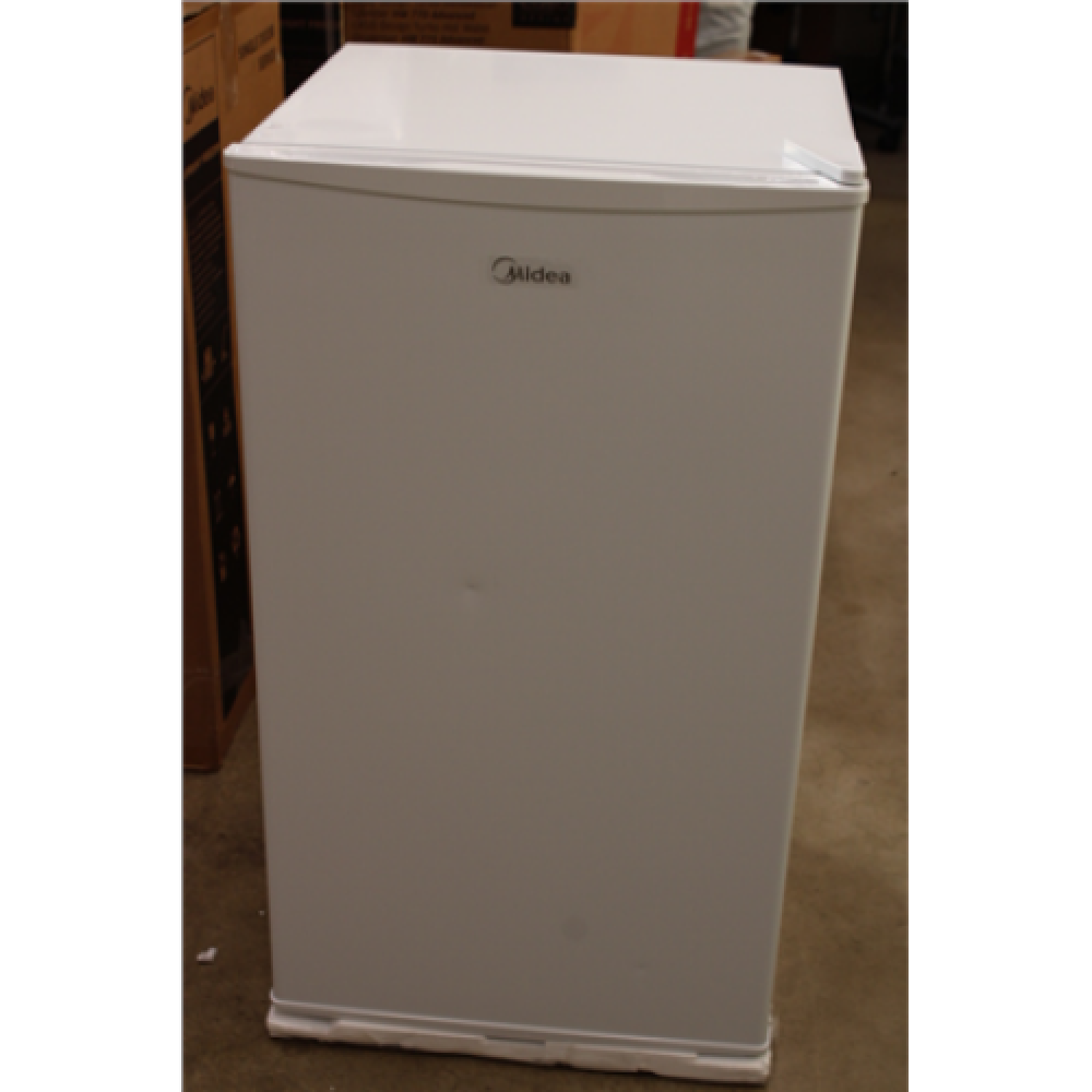 SALE OUT. SALE OUT. Midea MDRD99FZE01 Freezer, E, Free standing, Height 84,5 cm, Freezer net 60L, White, DAMAGED PACKAGING, DENTS ON DOOR, SCRATCHED INSIDE FRAME , Midea , Freezer , MDRD99FZE01 , Energy efficiency class E , Upright , Free standing , Heigh