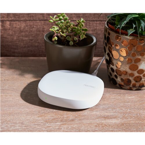Aeotec Smart Home Hub - Works as a SmartThings Hub, EU, Z-Wave, Zigbee 3.0, WiFi , AEOTEC , Smart Home Hub , GP-AEOHUBV3EU , Z-Wave, Zigbee 3.0, WiFi