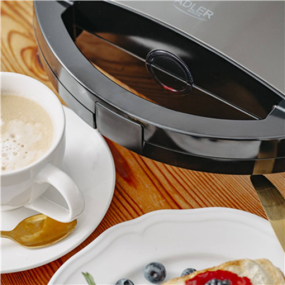 Adler Sandwich Maker , AD 3069 , 750 W , Number of plates 1 , Black