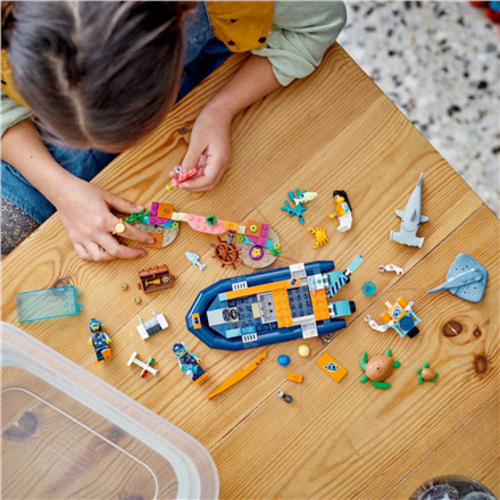 LEGO , City Diver Explorer Ship 60377, 182 pcs.
