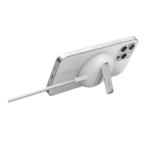 BELKIN BOOST CHARGE Magnetic Portable Wireless Charger Pad, 15W, White Belkin BOOST CHARGE Magnetic Portable Wireless Charger Pad, 15W, White