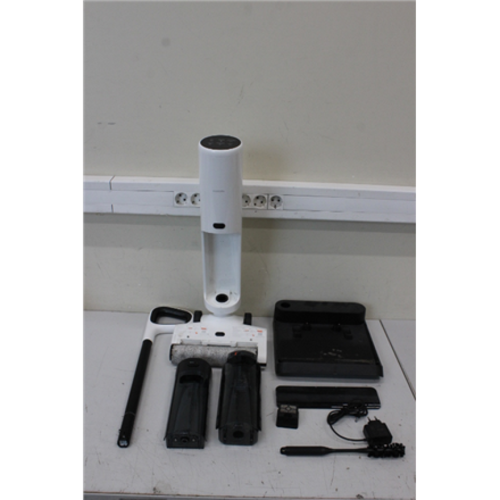 SALE OUT. Xiaomi Truclean W20 Wet Dry Vacuum EU , Xiaomi Warranty 3 month(s) , USED, DIRTY, CRACK ON WATER TANK, MISSING MANUALS