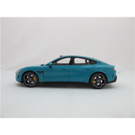 Xiaomi SU7 1:18 Die-cast Model Car , Aqua Blue , Zinc alloy, ABS, SAN and PVC