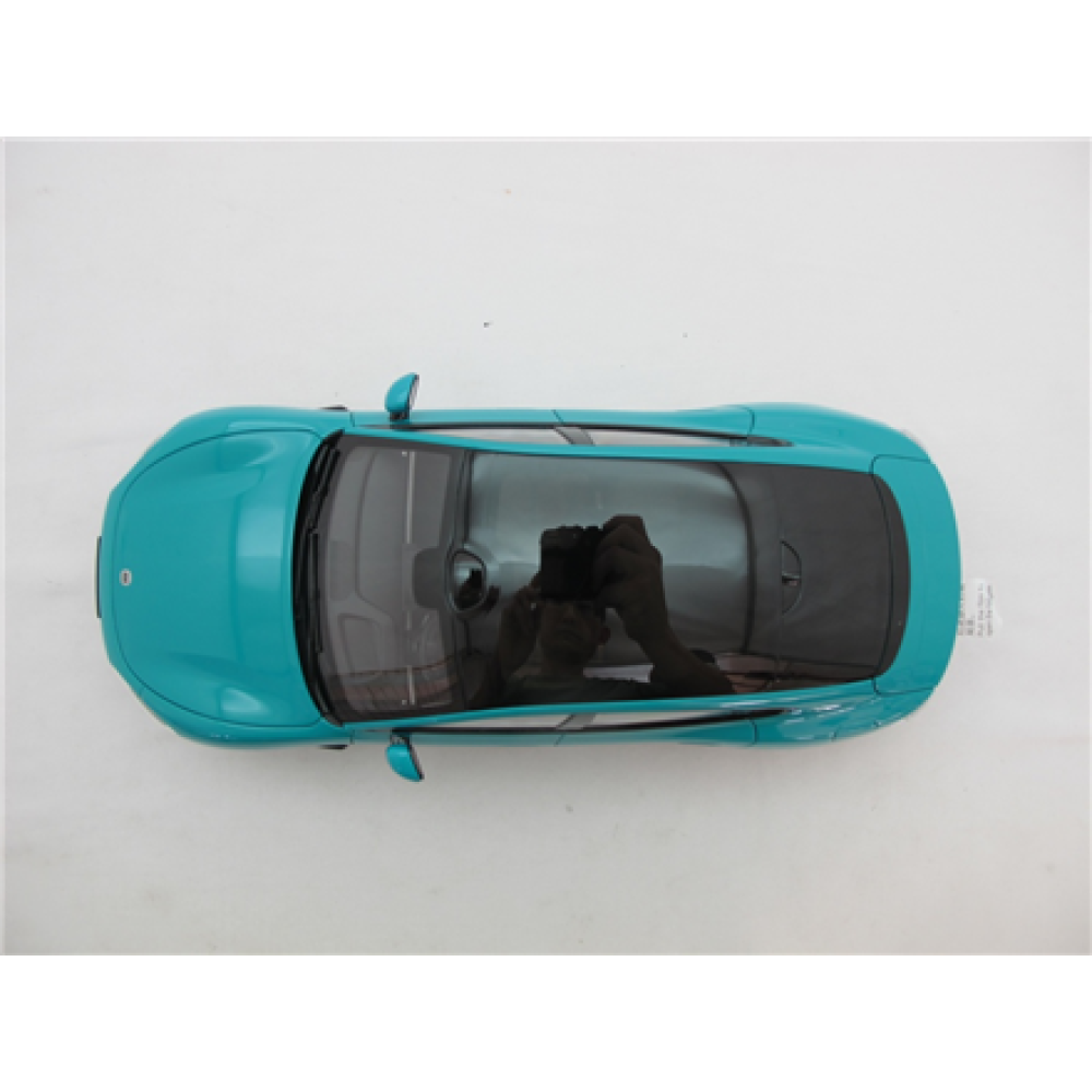 Xiaomi SU7 1:18 Die-cast Model Car , Aqua Blue , Zinc alloy, ABS, SAN and PVC