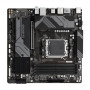 Gigabyte , B650M DS3H 1.0 M/B , Processor family AMD , Processor socket AM5 , DDR5 DIMM , Memory slots 4 , Supported hard disk drive interfaces SATA, M.2 , Number of SATA connectors 4 , Chipset B650 , Micro ATX