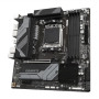 Gigabyte , B650M DS3H 1.0 M/B , Processor family AMD , Processor socket AM5 , DDR5 DIMM , Memory slots 4 , Supported hard disk drive interfaces SATA, M.2 , Number of SATA connectors 4 , Chipset B650 , Micro ATX